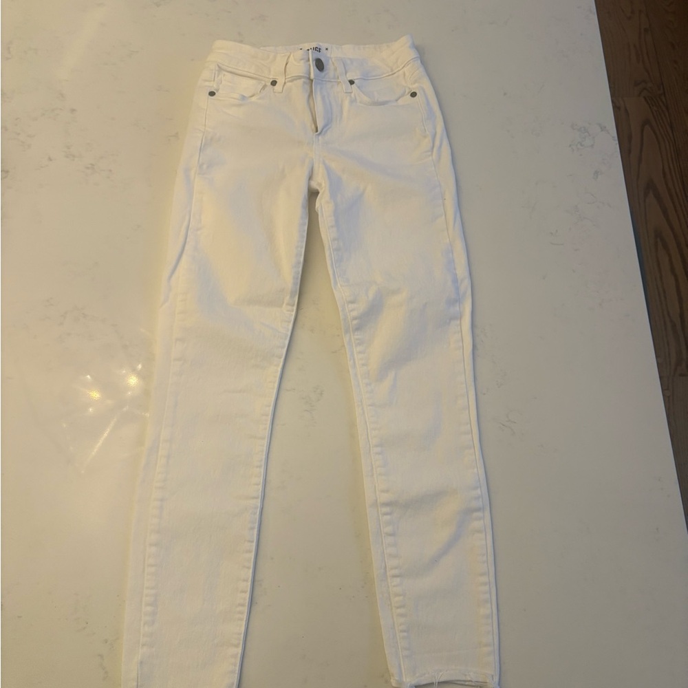 Women's White Paige Jeans size 25. Verdugo Crop style.